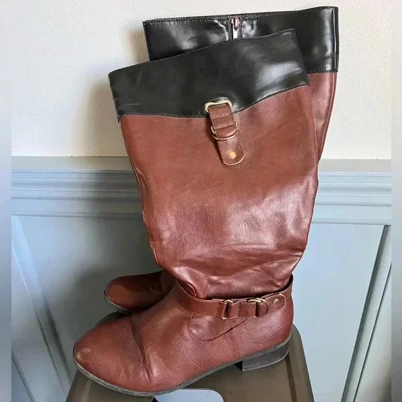 Boot Shoes | Brown W Black Trim Boots Wide Calf. Size 11 - Picture 1 of 6